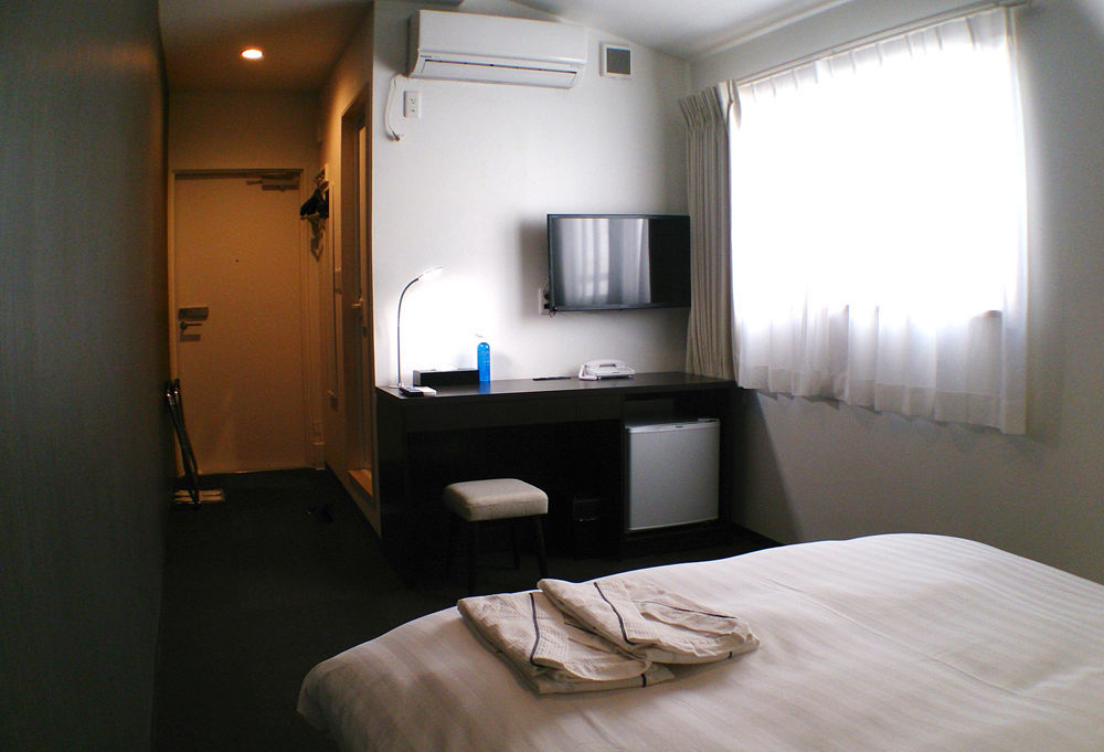 Akasaka Crystal Hotel (Adults Only) Tokyo Dış mekan fotoğraf