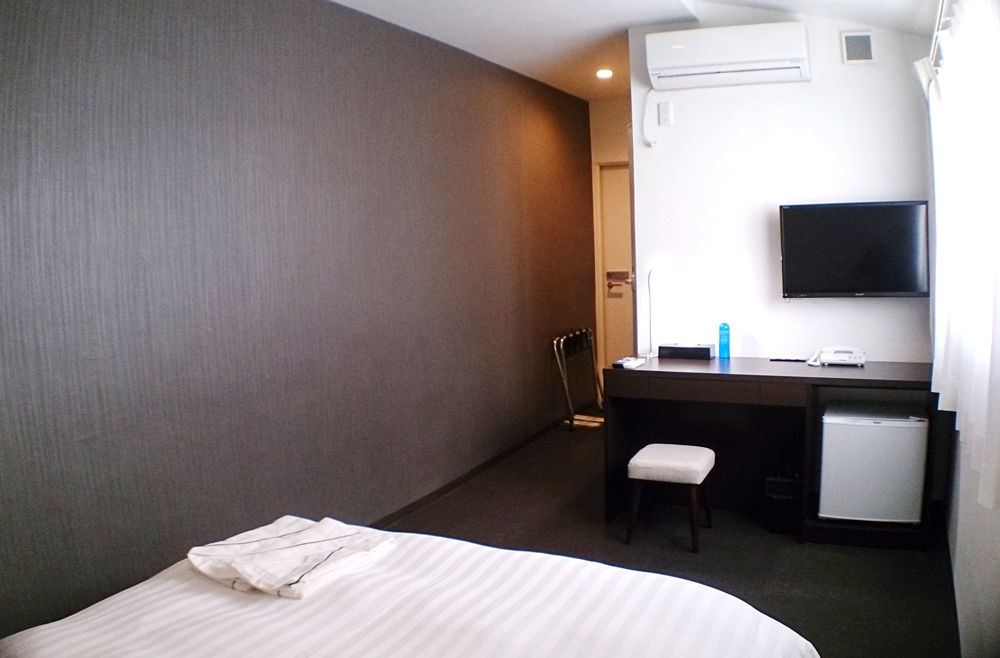 Akasaka Crystal Hotel (Adults Only) Tokyo Dış mekan fotoğraf